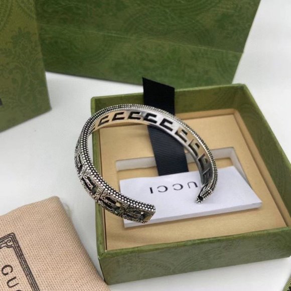 💎✨AUTHENTIC✨💎 Gucci bracelet - Picture 7 of 7